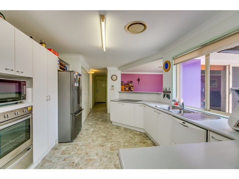 59 Mary Pleasant Drive, Birkdale QLD 4159