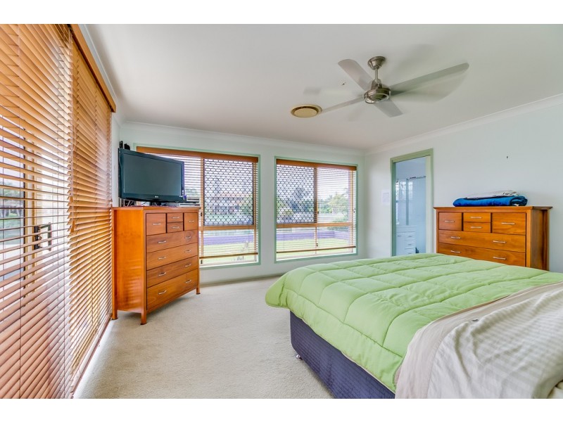 59 Mary Pleasant Drive, Birkdale QLD 4159