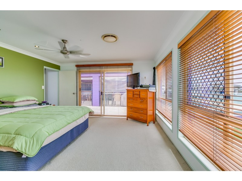 59 Mary Pleasant Drive, Birkdale QLD 4159