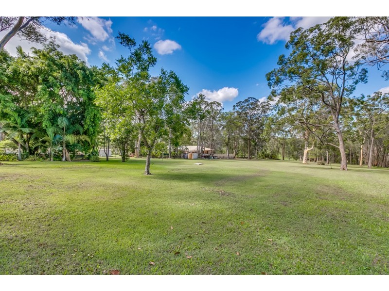 345 Redland Bay Road, Capalaba QLD 4157