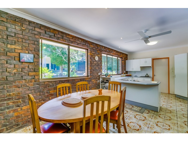 345 Redland Bay Road, Capalaba QLD 4157