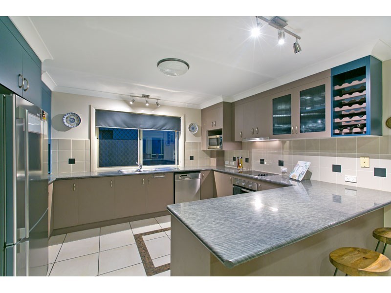 14 Kerder Street, Thornlands QLD 4164