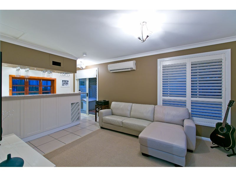 14 Kerder Street, Thornlands QLD 4164