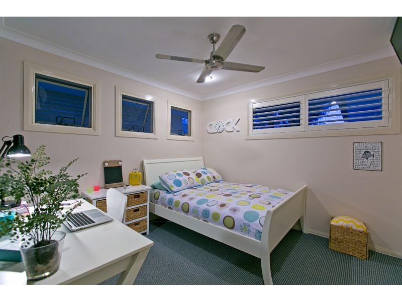 14 Kerder Street, Thornlands QLD 4164