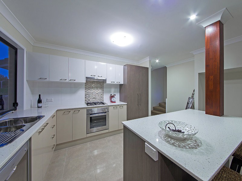 20 Valley Road, Wellington Point QLD 4160