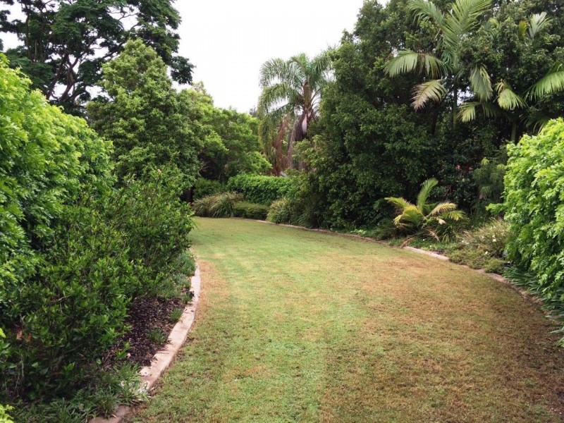 7 Wren St, Birkdale QLD 4159