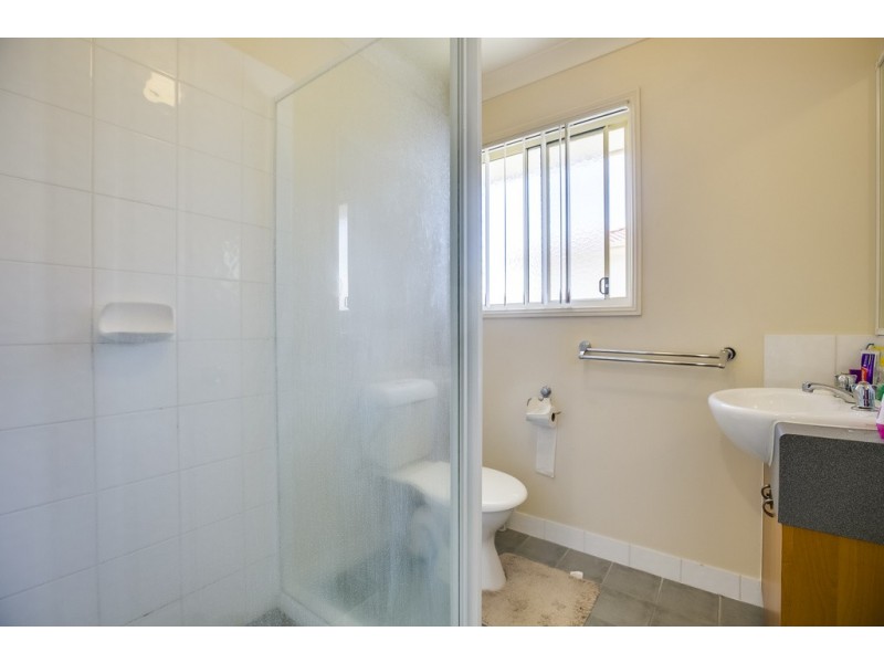 81 Network Drive, Wynnum West QLD 4178