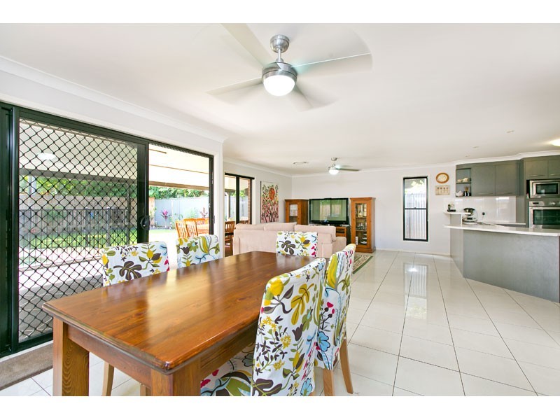 19 Rose Street, Ormiston QLD 4160