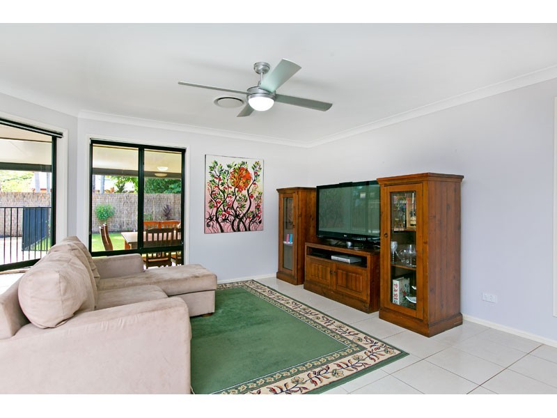 19 Rose Street, Ormiston QLD 4160