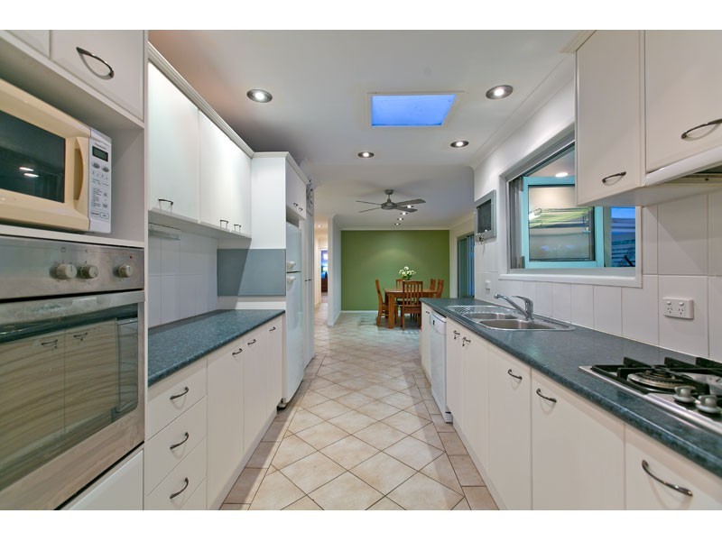 91 Avalon Road, Sheldon QLD 4157