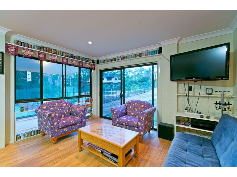 91 Avalon Road, Sheldon QLD 4157