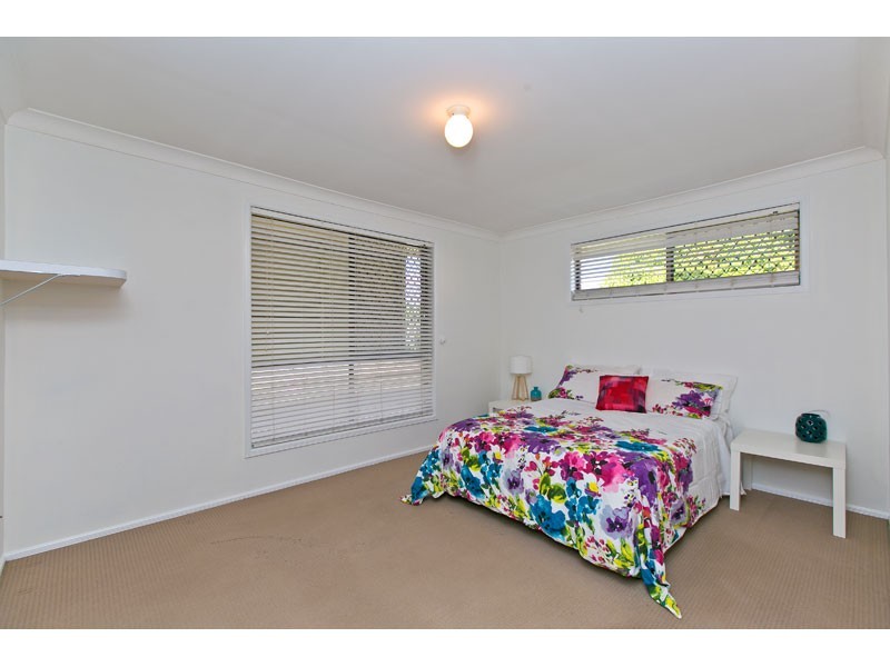 4 Brief Street, Cleveland QLD 4163