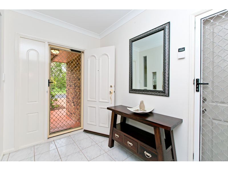 1 Crossley Drive, Wellington Point QLD 4160