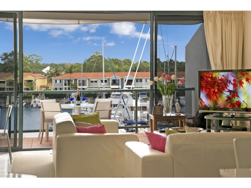 52/18-20 Masthead Drive, Cleveland QLD 4163