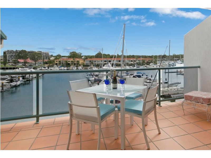 52/18-20 Masthead Drive, Cleveland QLD 4163