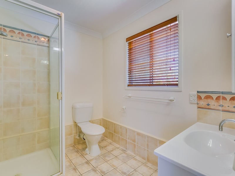 10 Lyndon Road, Capalaba QLD 4157