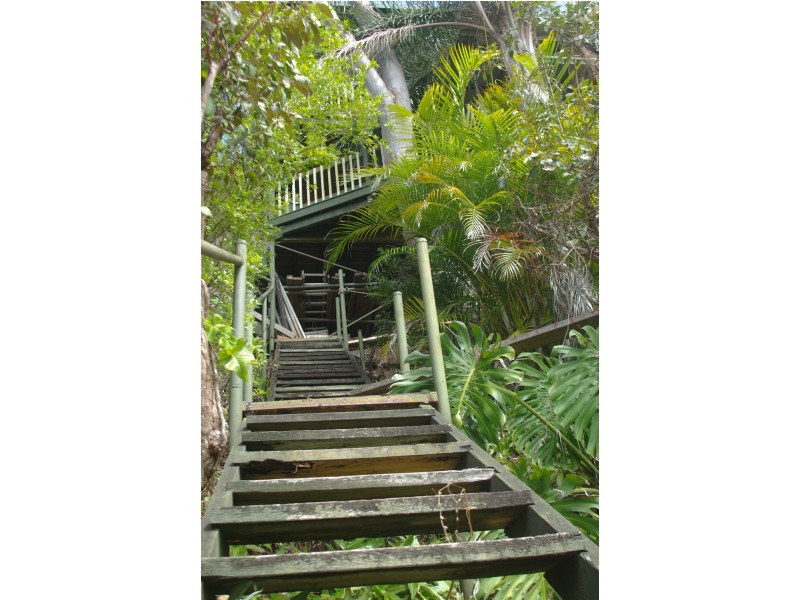 44 Goodsell Crescent, Lamb Island QLD 4184