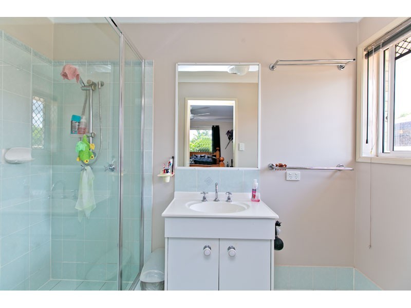 16 Riverleigh Place, Loganholme QLD 4129