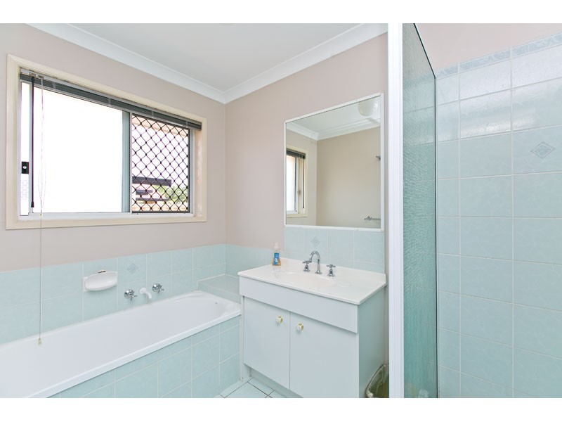 16 Riverleigh Place, Loganholme QLD 4129