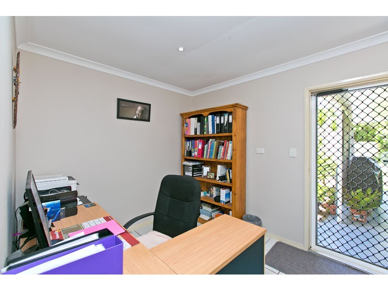 16 Riverleigh Place, Loganholme QLD 4129