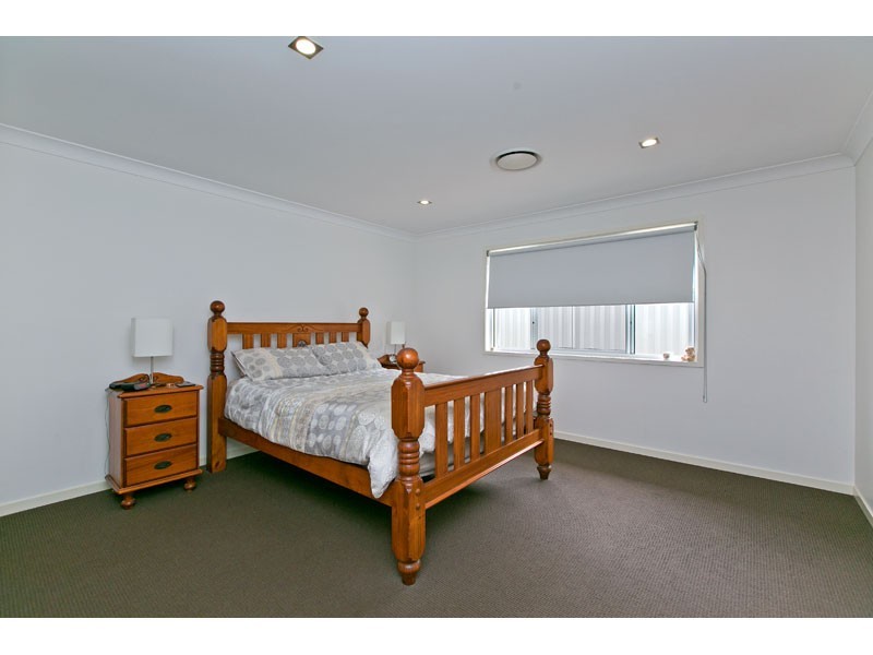 7 Nursery Street, Wellington Point QLD 4160