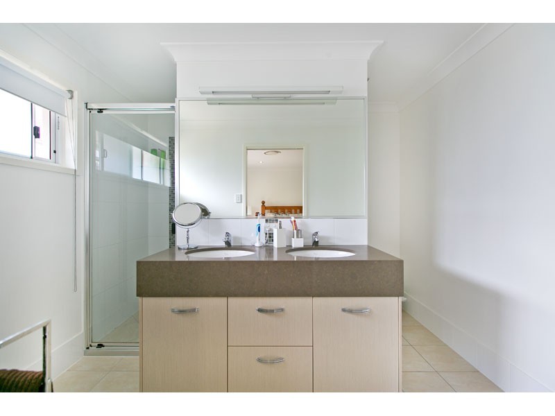 7 Nursery Street, Wellington Point QLD 4160