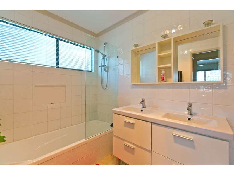 9 Laurette Avenue, Thornlands QLD 4164