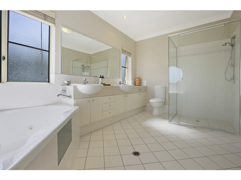 52/13 Esperance Court, Raby Bay QLD 4163