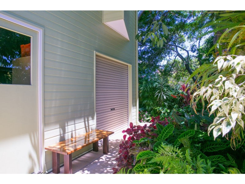 51 Esplanade, Redland Bay QLD 4165