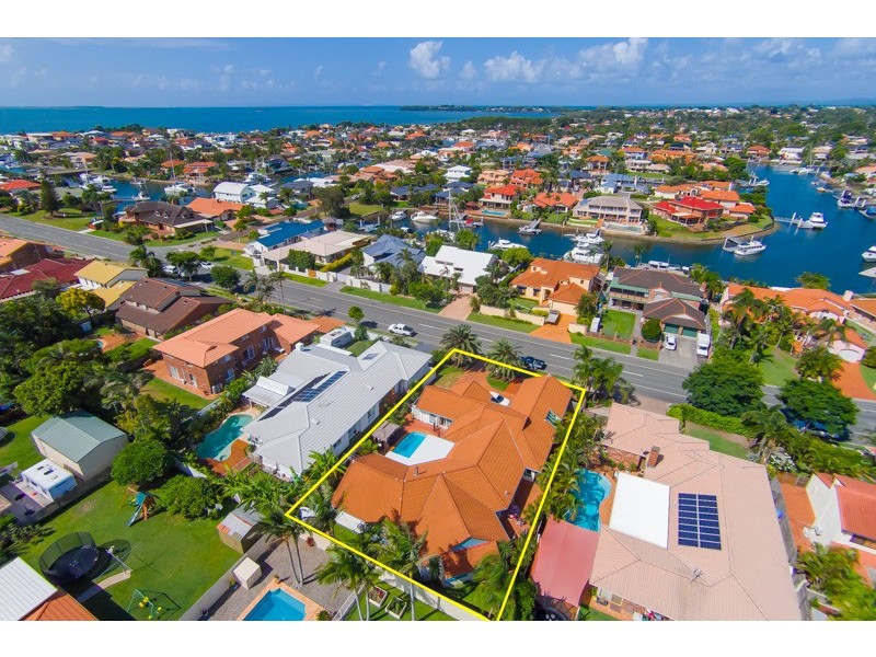 36 Mary Pleasant Drive, Aquatic Paradise QLD 4159