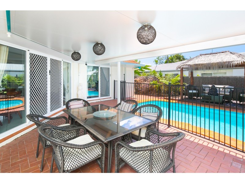 36 Mary Pleasant Drive, Aquatic Paradise QLD 4159