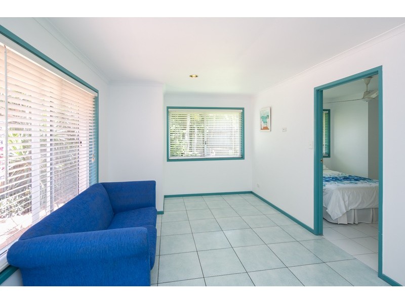 36 Mary Pleasant Drive, Aquatic Paradise QLD 4159