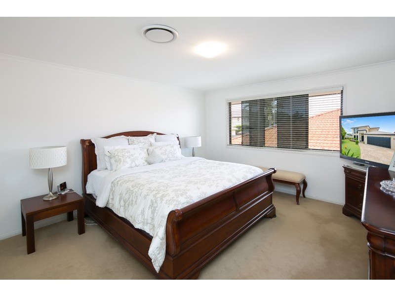 14 Hawkins Place, Thornlands QLD 4164