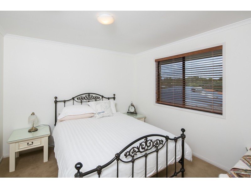 14 Hawkins Place, Thornlands QLD 4164