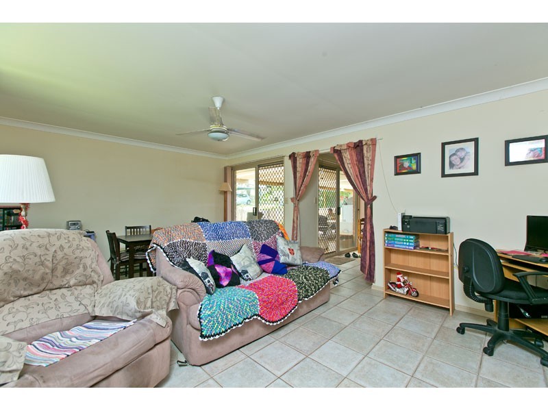 573 Redland Bay Road, Capalaba QLD 4157