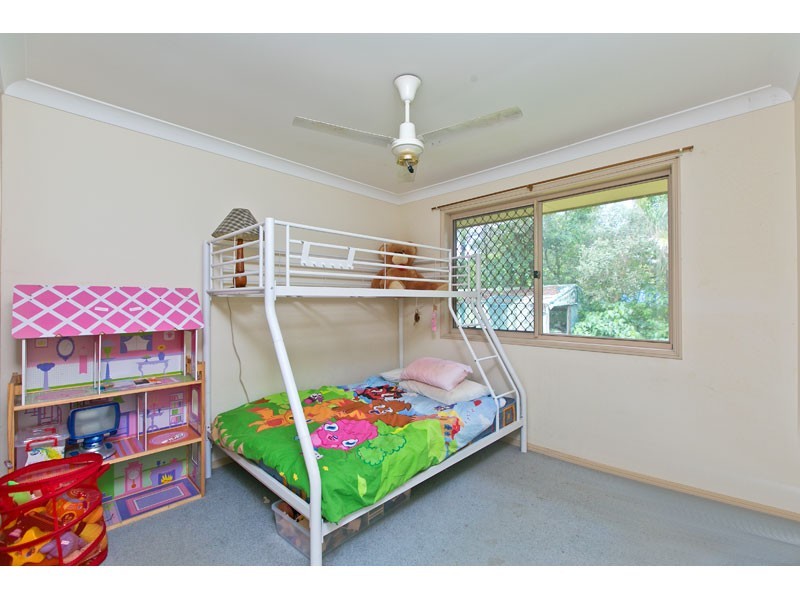 573 Redland Bay Road, Capalaba QLD 4157