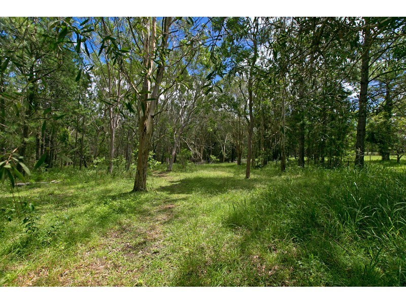 573 Redland Bay Road, Capalaba QLD 4157