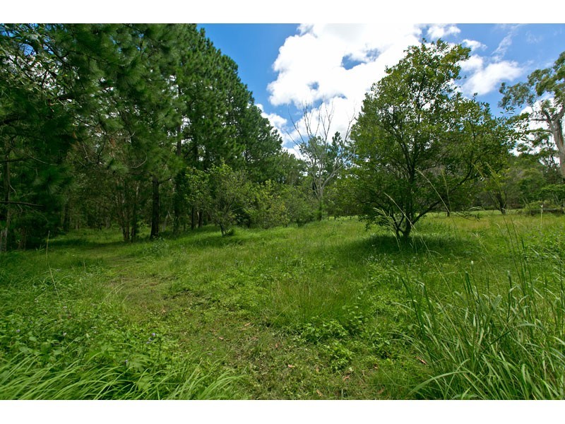 573 Redland Bay Road, Capalaba QLD 4157