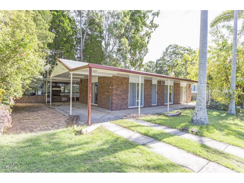 40 Shirley Street, Coochiemudlo Island QLD 4184