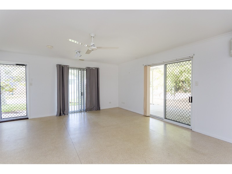 40 Shirley Street, Coochiemudlo Island QLD 4184