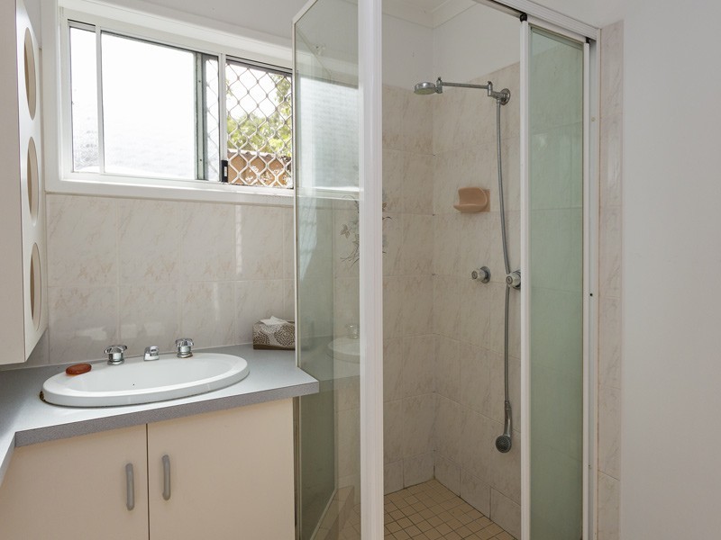 40 Shirley Street, Coochiemudlo Island QLD 4184