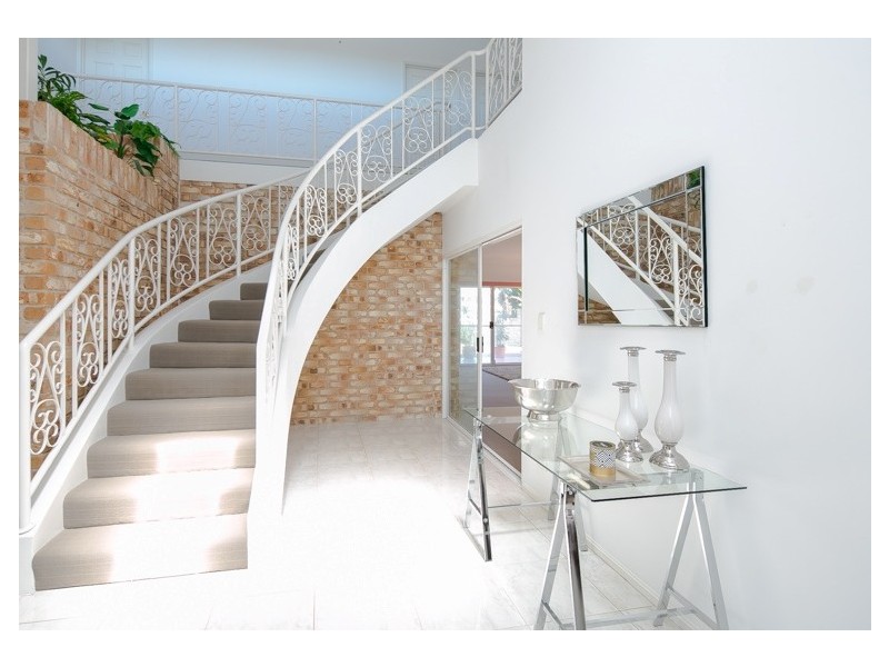 29 Mainroyal Court, Raby Bay QLD 4163