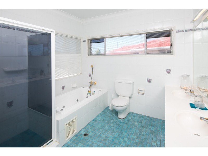 29 Mainroyal Court, Raby Bay QLD 4163