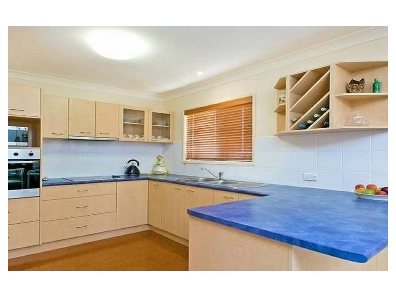 18 Russell Street, Cleveland QLD 4163