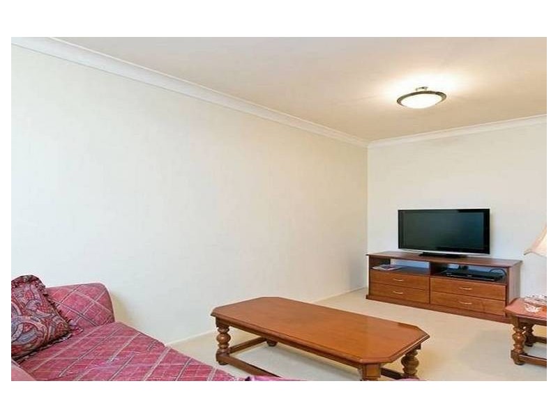 18 Russell Street, Cleveland QLD 4163