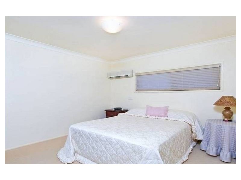 18 Russell Street, Cleveland QLD 4163