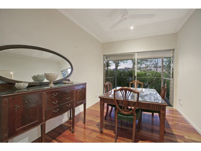 23 Pembridge Place, Carindale QLD 4152