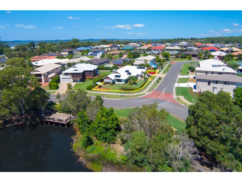 2 Balsam Street, Redland Bay QLD 4165