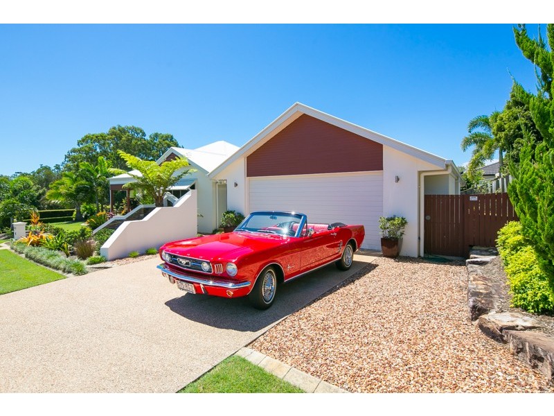 2 Balsam Street, Redland Bay QLD 4165