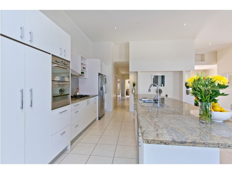 25 Hardy Road, Wellington Point QLD 4160